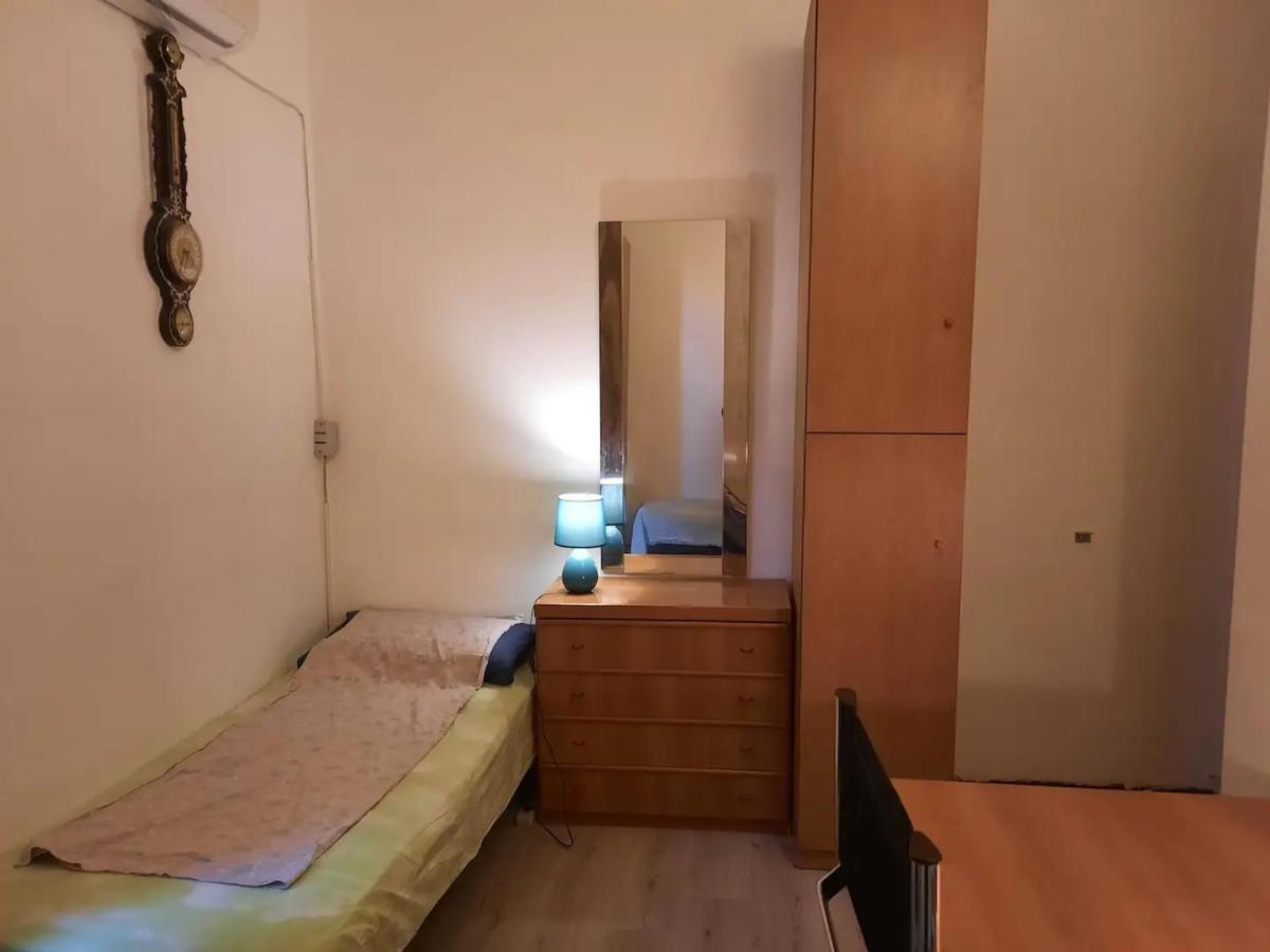 Private In A Quiet In The City Center Privatunterkunft